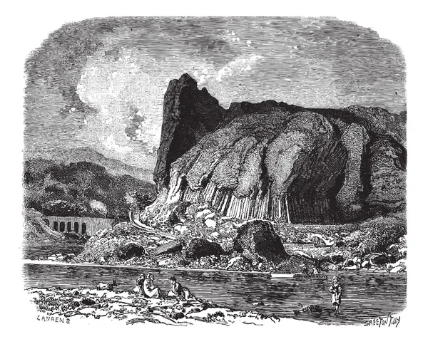 The basalts of Prades (Haute-Loire), vintage engraving. — Stock Vector