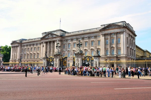 Buckinghamský palác — Stock fotografie