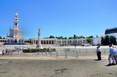 fatima santuary avlusu