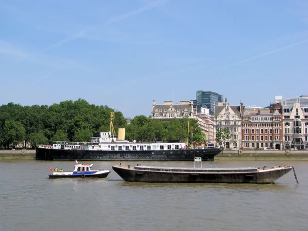 Boats on Thames, London — Stock Photo, Image