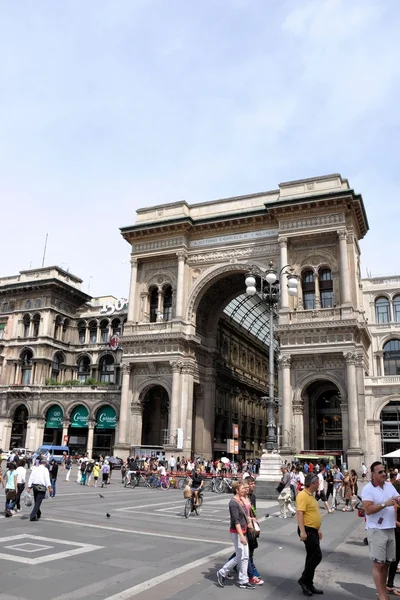 ミラノのヴィットーリオ ・ エマヌエーレ 2 世のギャラリー — ストック写真