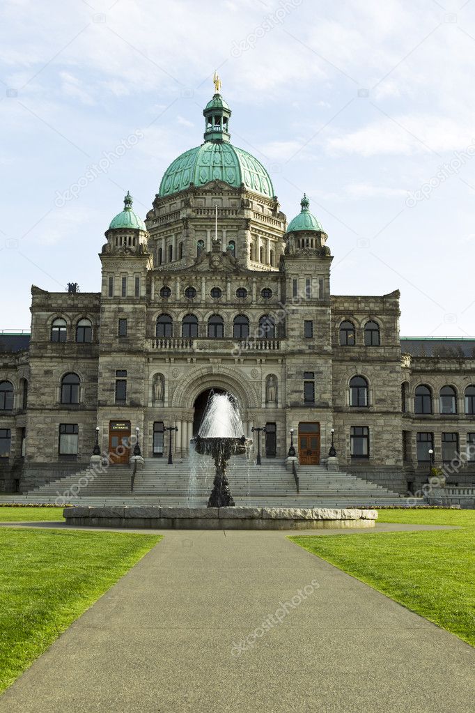 Front view of Victoria Canada capital building with water founta