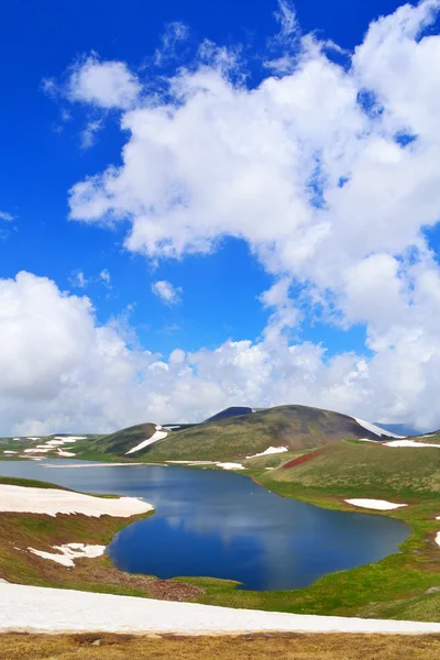 stock image Mountain lake