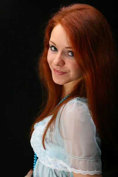 Mädchen mit roten Haaren — Stockfoto
