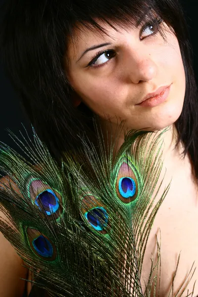 Peacock flicka portret — Stockfoto