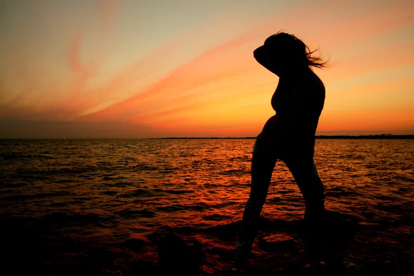 Zonsondergang meisje — Stockfoto