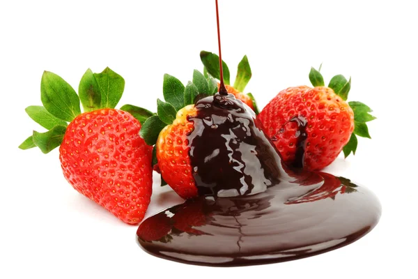 Erdbeere in Schokolade — Stockfoto