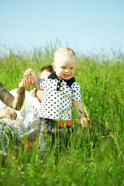 Familienpicknick — Stockfoto