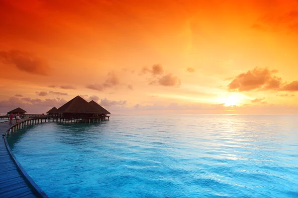 Casas de Maldivas al amanecer — Foto de Stock