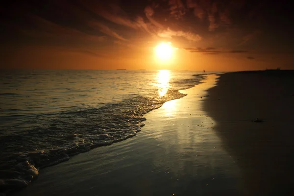 Puesta de sol en el mar —  Fotos de Stock