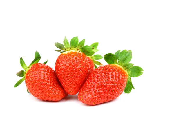 Pile de fraises isolée — Photo
