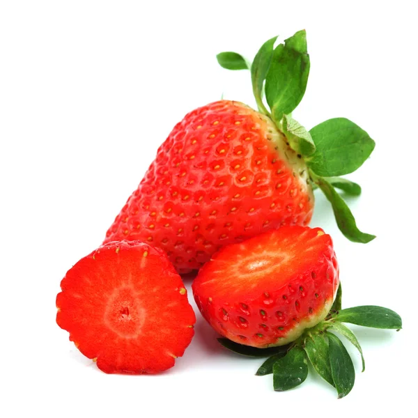 Φράουλα απομονωμένη σε λευκό — Φωτογραφία Αρχείου