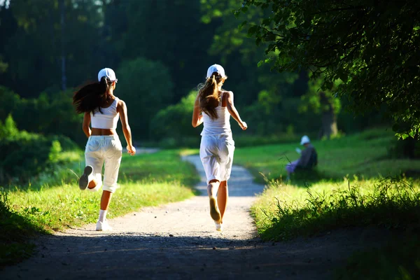 Frauen laufen — Stockfoto