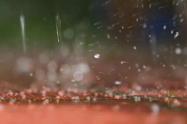 Utomhus regn — Stockfoto