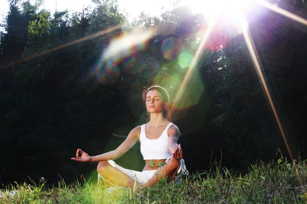 Lotus yoga sunrise — Stockfoto