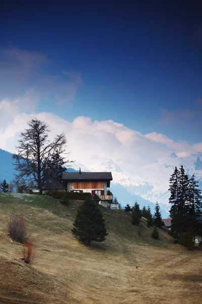 Domku w górach — Zdjęcie stockowe