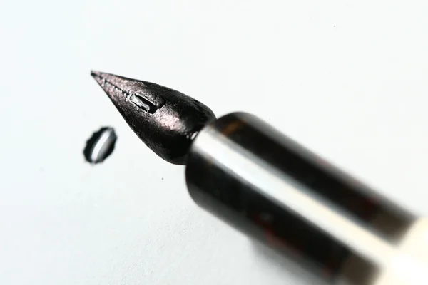Tinta de escritor e caneta — Fotografia de Stock