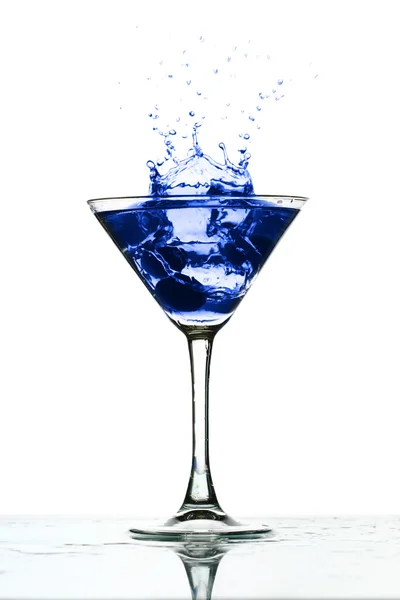 Сплеск Martini скло — стокове фото