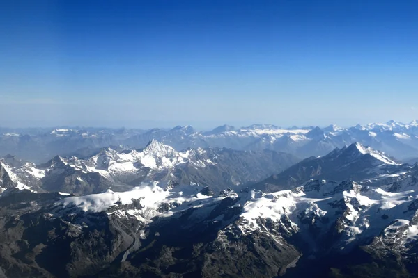 Vuoret Alpit Lanscape — kuvapankkivalokuva