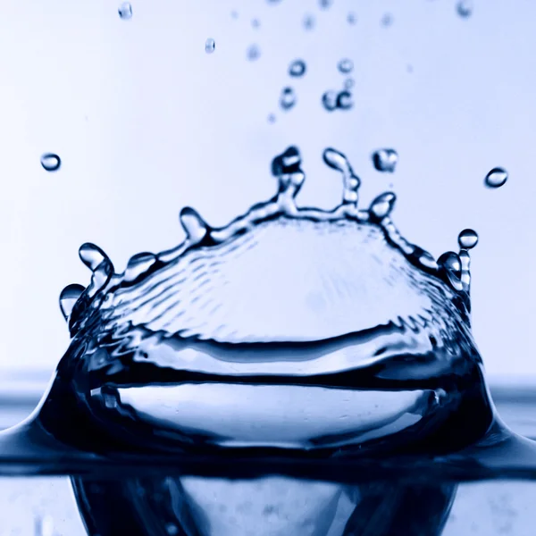 Kolosální vody splash — Stock fotografie