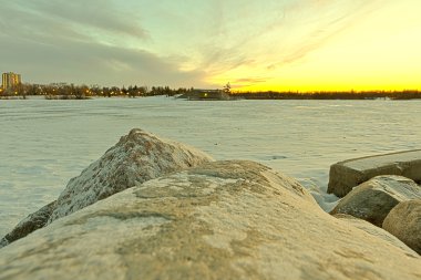 Wascana lake freezing clipart