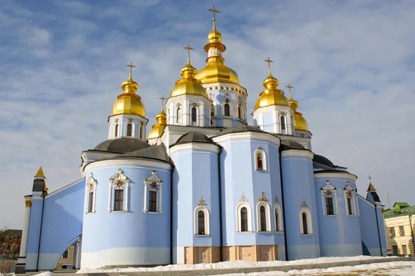 Chrám svatého Michala klášter - slavný kostel v Kyjevě, Ukrajina — Stock fotografie