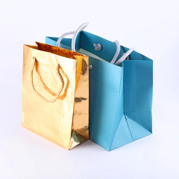 Bolsas de papel aisladas en blanco — Foto de Stock