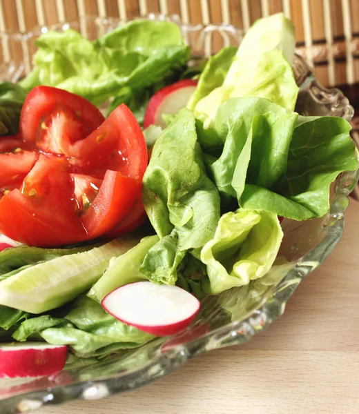 Salat mit Gemüse — Stockfoto