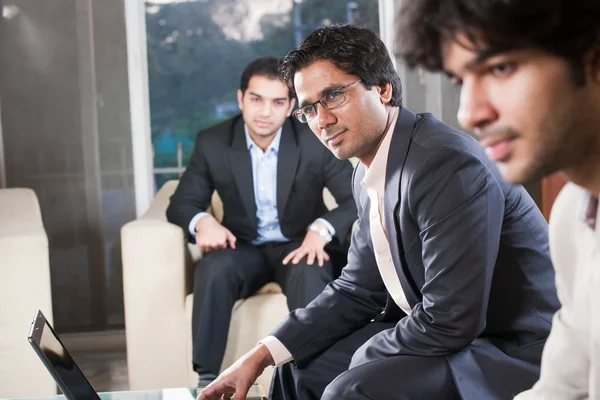 Businessmen in meeting — Stock Photo, Image