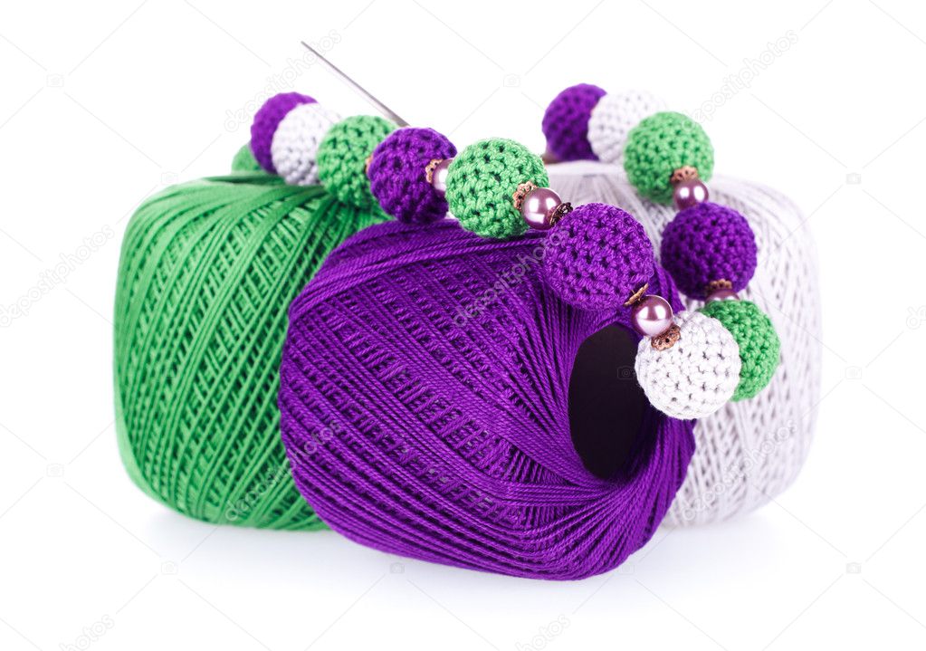©Viktory_S　by　and　knitted　Photo　crochet　Stock　balls　necklace　of　with　yarn　knitting　cotton　Three　9188644
