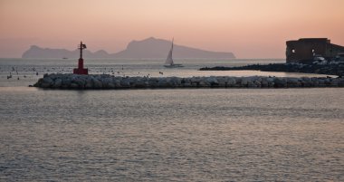 capri Adası'nın görünümü