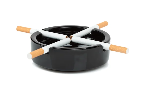 Cigarro em um cinzeiro — Fotografia de Stock