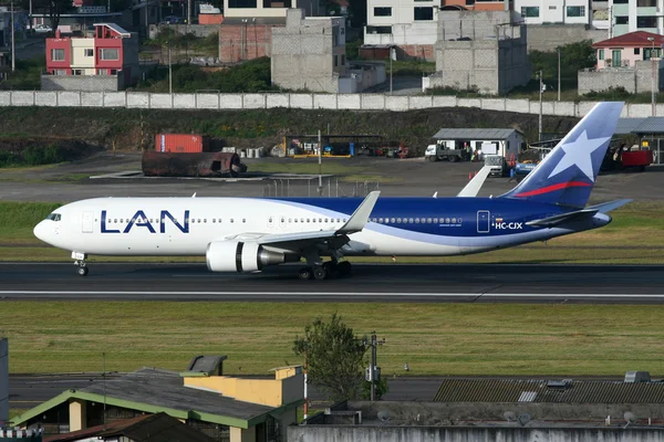 LAN Boeing 767-300 — Stock Photo, Image