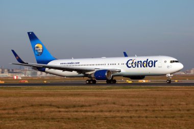 Condor Boeing B767-300 (ER) clipart