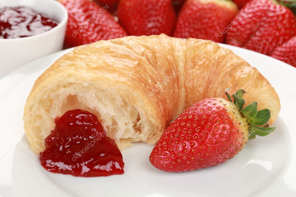 Croissant with strawberry marmalade
