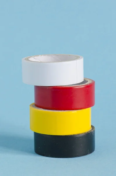 Ferramenta de fita adesiva colorida para isolamento de fio — Fotografia de Stock