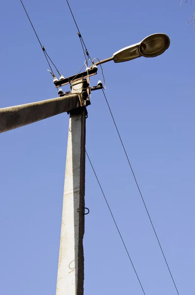 Concrete electric pole. Power supply industry. — Stockfoto