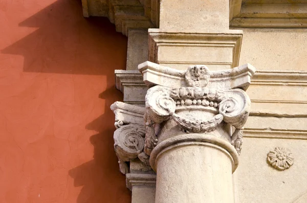 Ancient column closeup vintage architecture — Stock Photo, Image