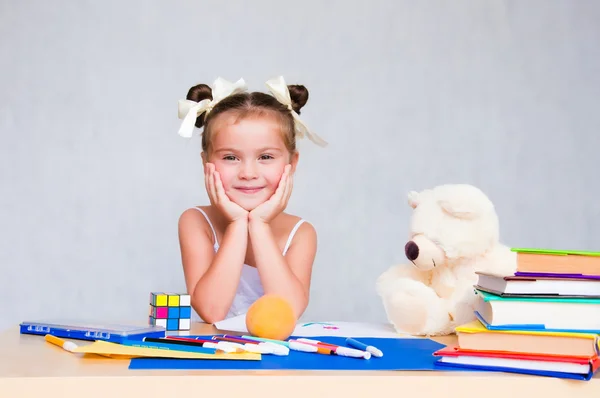 Cute girl learning at home — Stock Photo, Image