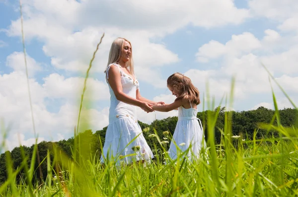 Happines of the mother and daughter — Stock Photo, Image