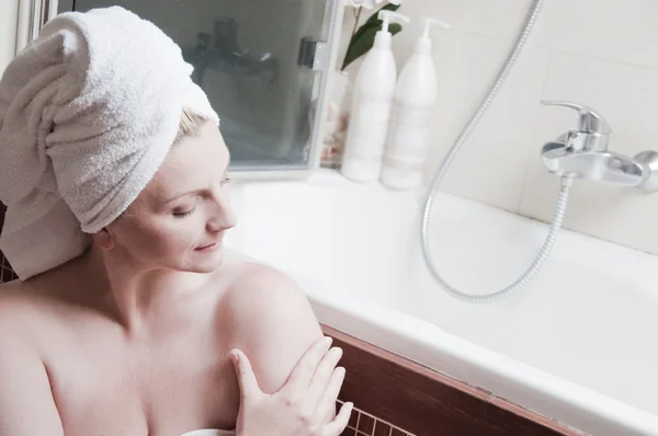 Woman bath — Stock Photo, Image