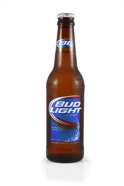 Bud light bira şişesi — Stok fotoğraf