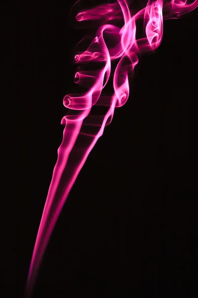 Humo de incienso rosa oscuro . —  Fotos de Stock