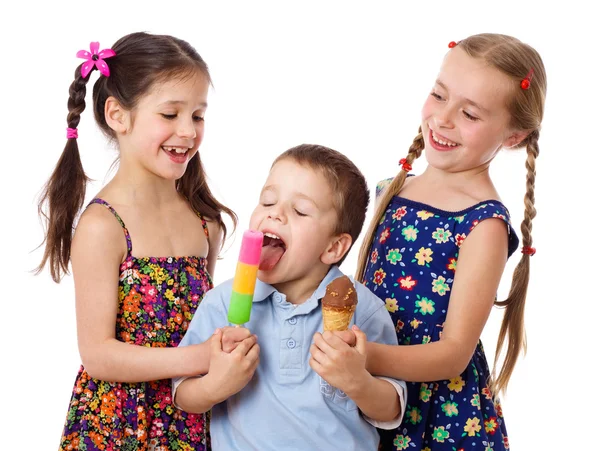 Two girls and boy with ice cream — Stock Photo, Image