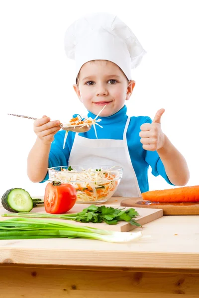 Little cooker with salad and thumb up sign — Stock Photo, Image