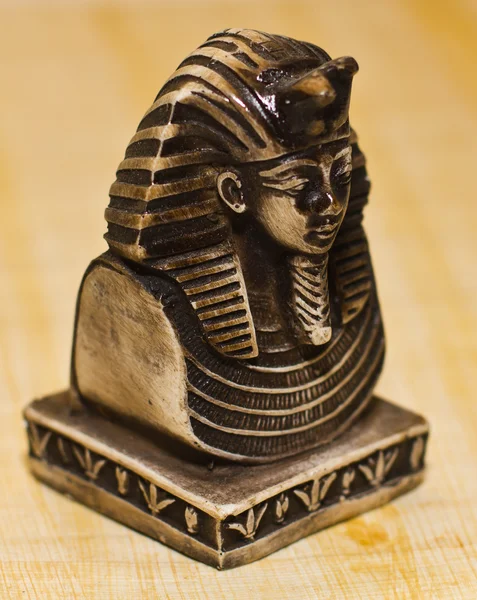 Posmrtná maska Tutanchamon boční pohled — Stock fotografie