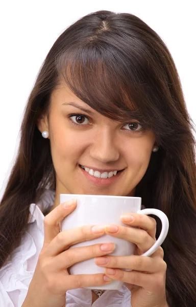 Bella donna d'affari che beve caffè in ufficio . — Foto Stock