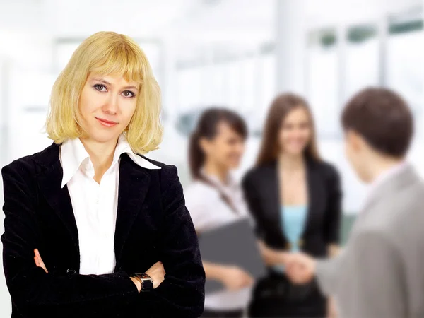 Trevlig affärskvinna. förhandlingarna i office — Stockfoto