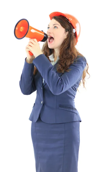 De prachtige zakenvrouw de ingenieur schreeuwt in de shoutbox op een wit — Stockfoto