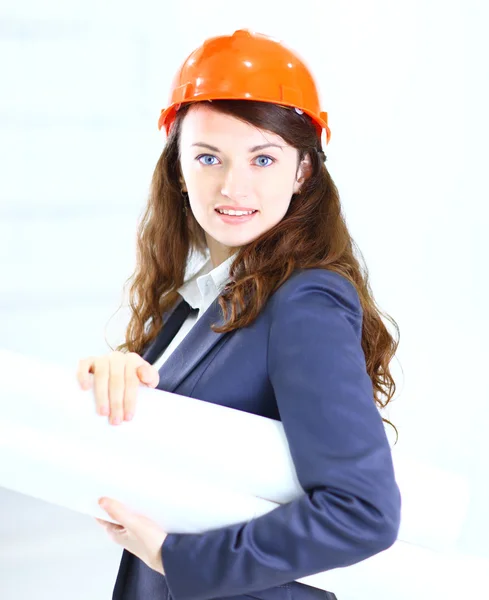 Vacker affärskvinna ingenjör med arbetsplan kontor. — Stockfoto